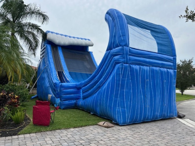 new20pics1205 1750282080 big 1 Bounce House Party Rental Fort Pierce